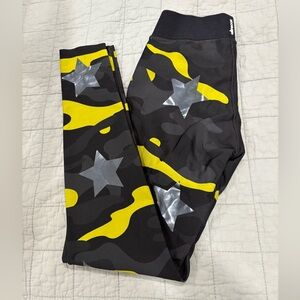Ultracor Black Yellow Camo Star Legging Size XS